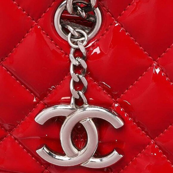 Chanel Red Quilted Patent Leather North/South Tote Bag - Picture 6 of 12